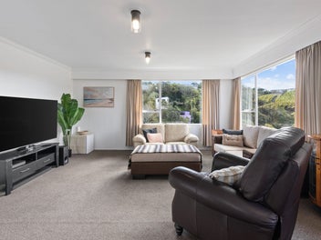 4 Waterford Drive, Churton Park, Wellington