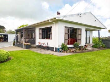 28 Shakespeare Road, Bastia Hill, Whanganui