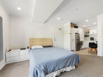 9J/1 Emily Place, Auckland Central, Auckland