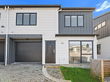 13C Edinburgh Avenue, Rosehill, Papakura