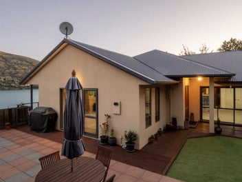 11 De La Mare Place, Frankton, Queenstown