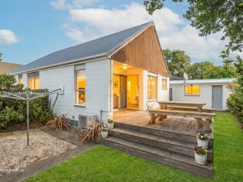 4/33 Somerset Crescent, Spreydon, Christchurch