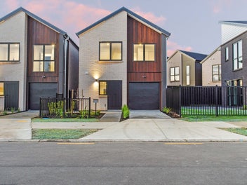 13 Paretaiuru Crescent, Papakura, Papakura