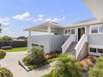 87 Sylvan Avenue, Northcote, Auckland