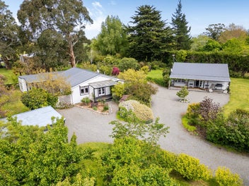 1520 State Highway 2, Tauherenikau