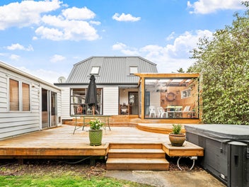 30A Holiday Road, Stanmore Bay, Whangaparaoa