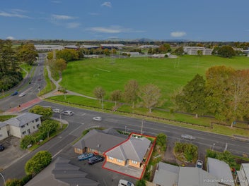 4/240 Old Farm Road, Hillcrest, Hamilton
