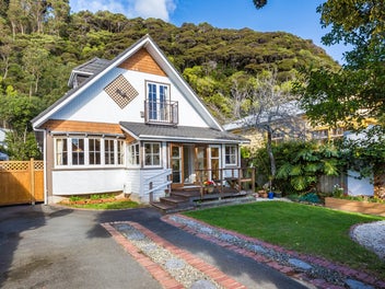 123 Muritai Road, Eastbourne, Lower Hutt