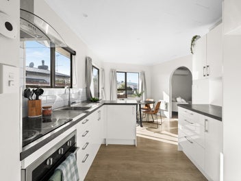 27 Elliott Street, Taradale, Napier