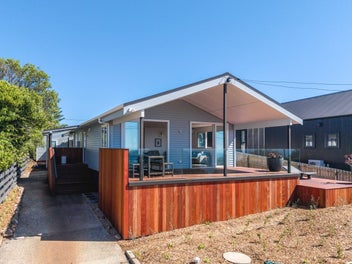 2 Coromandel Road, Oneroa, Waiheke Island