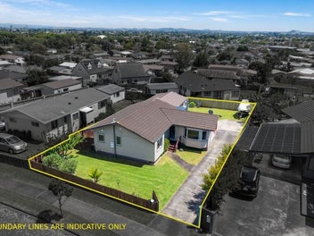 7 Greenstone Place, Clover Park, Auckland
