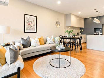 2/69 Lake Road, Devonport, Auckland