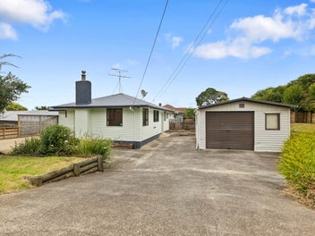 2 Potiki Place, Glen Innes, Auckland