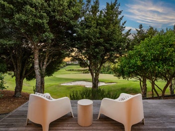 6 Allen Johnston Place, Saint Johns, Auckland