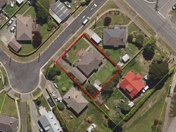 32 Freyberg Avenue, Sawyers Bay, Port Chalmers