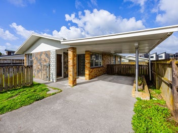 11 Blanes Road, Weymouth, Auckland
