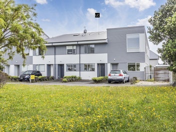 9/2 Stone St, Miramar, Wellington