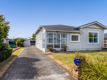 136 Argyle Street, Hawera