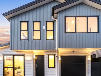 16C Woodhouse Place, West Harbour, Auckland