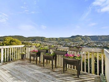 22A Bartlett Grove, Tawa, Wellington