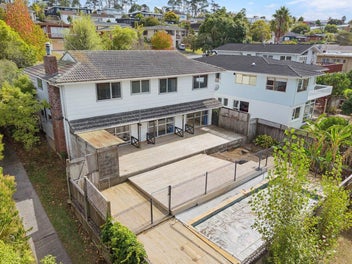 33 Meadowvale Avenue, Forrest Hill, Auckland