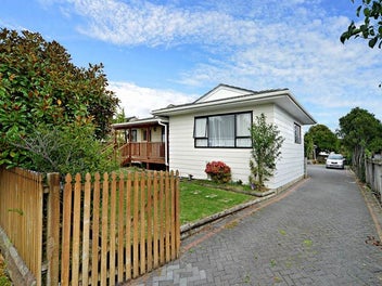 135//135A Pigeon Mountain Rd, Half Moon Bay, Manukau