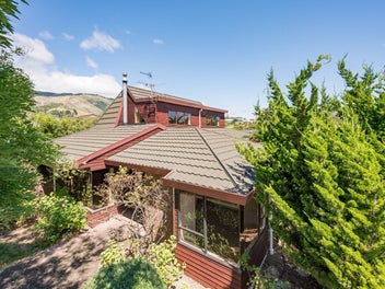 10 Washbourn Drive, Richmond