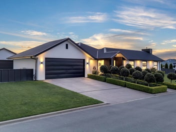 60 The Esplanade, Pegasus, Pegasus