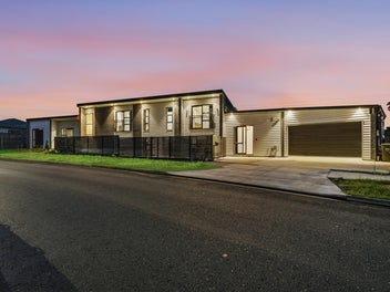 62 Castlebane Drive, Flat Bush, Auckland