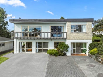 5 Jacaranda Avenue, Beach Haven, Auckland
