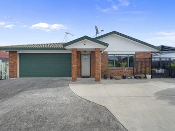 54 Robert Ross Place, Clendon Park, Auckland