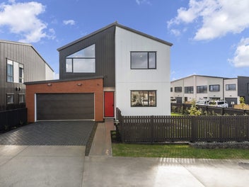39 Te Aniwaniwa Terrace, Albany, Auckland