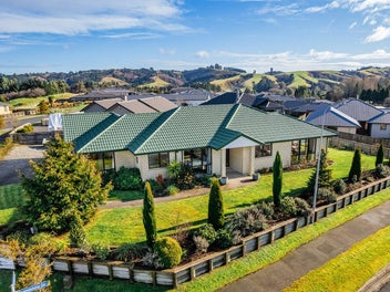 35 Severn Street, Green Island, Dunedin