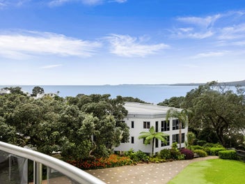 4C/173 Hurstmere Road, Takapuna, Auckland