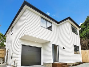 61C Totaravale Drive, Totara Vale, Auckland