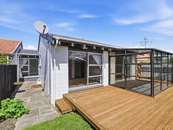 1/20B McBratneys Road, Dallington, Christchurch