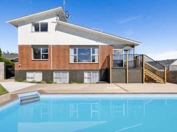 13 Russleigh Drive, Dinsdale, Hamilton