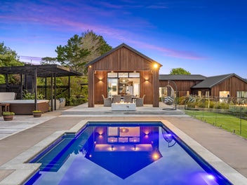 56 Hull Road, Kaukapakapa