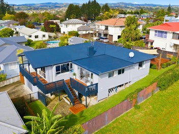 28A ALVERSTOKE ROAD, Parkvale, Parkvale