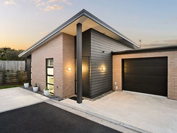 6/6 Church Road, Pukete, Hamilton