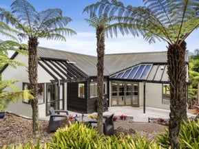 27 Darcy Place, Massey, Auckland
