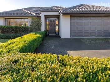 6 Kinsella Crescent, Aidanfield, Christchurch