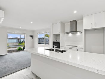 18 Stevenson Drive, Papamoa, Papamoa