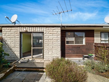 10D Law Street, Caversham, Dunedin