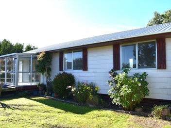 27A Iti Street, Otaki