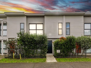 4/38 Brigham Creek Road, Whenuapai, Auckland