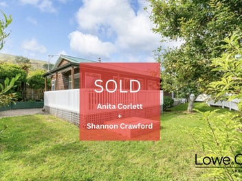 21A Mexted Terrace, Tawa, Wellington