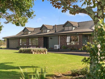 2 Bays Road, Papakura