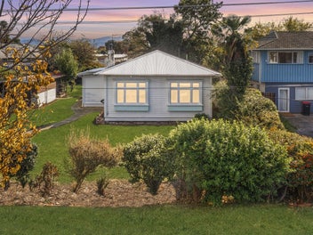142 Charles Street, Blenheim