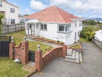 34 Mandalay Terrace, Khandallah, Wellington